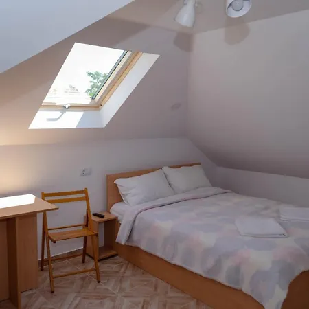 Casa Rezidentiala Pasteur Daire Kaloşvar