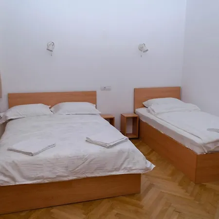 Casa Rezidentiala Pasteur Daire *